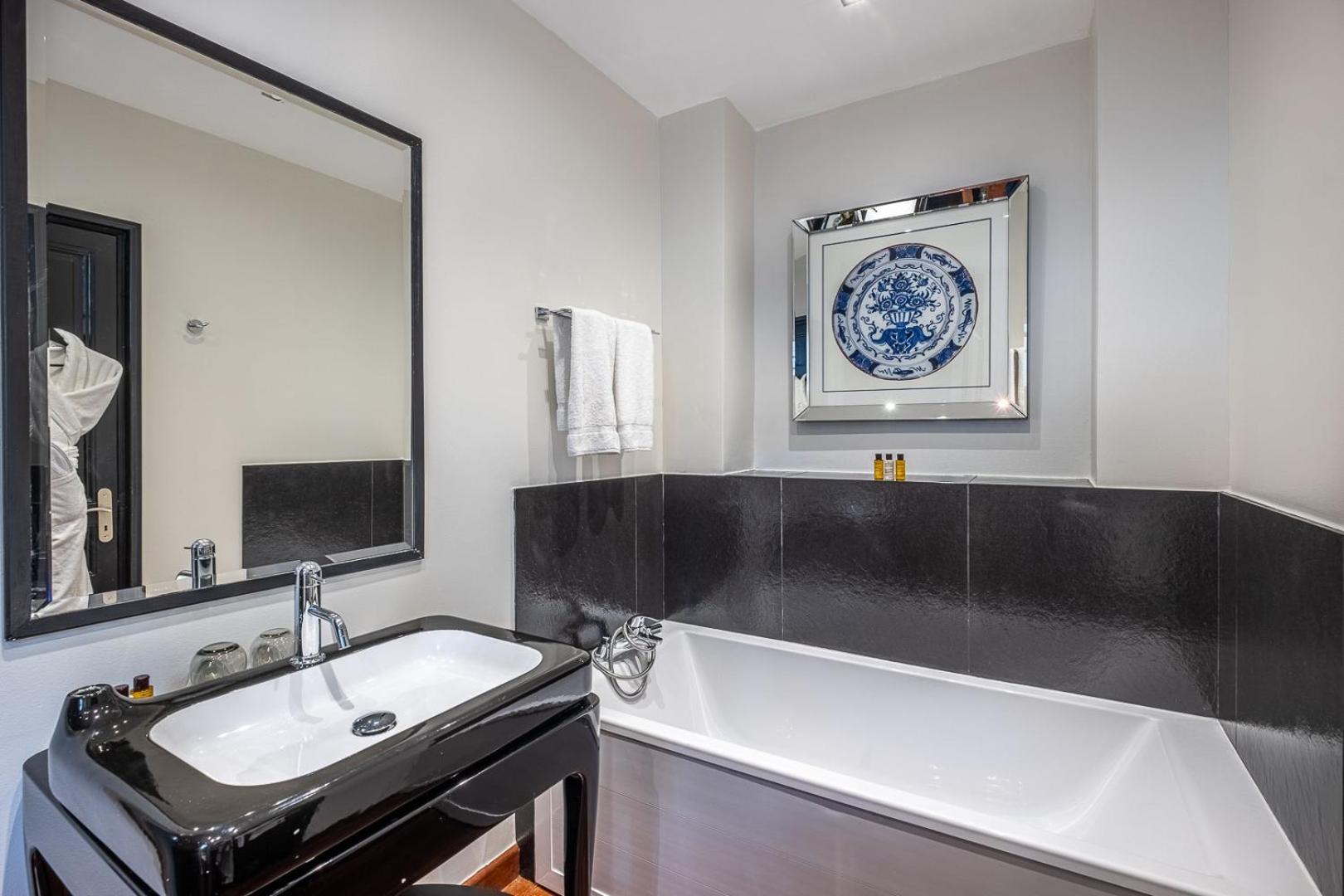 Jacuzzi Terrace Room Park View